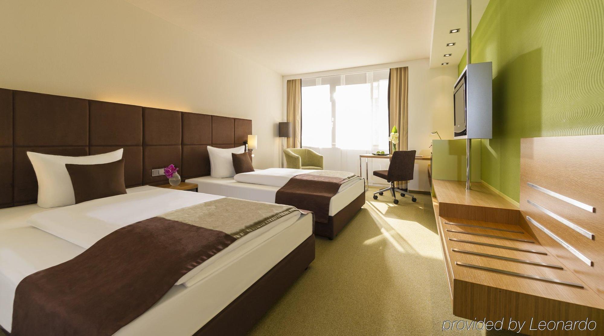 Dorint Main Taunus Zentrum Frankfurt Sulzbach Зульцбах Экстерьер фото